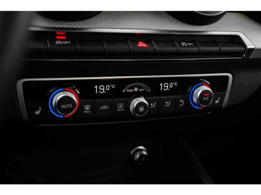 Audi Q2 35 TFSI S-Line | Stoelverw. voor | Elek. Klep | Cruise Control Adaptief | Comfort sleutel | ActivLease financial lease