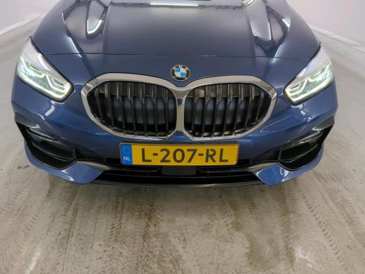 BMW 1 Serie 120i Business Edition Plus NL AUTO | PANO | LEDER | STUURWIEL VERW | ActivLease financial lease