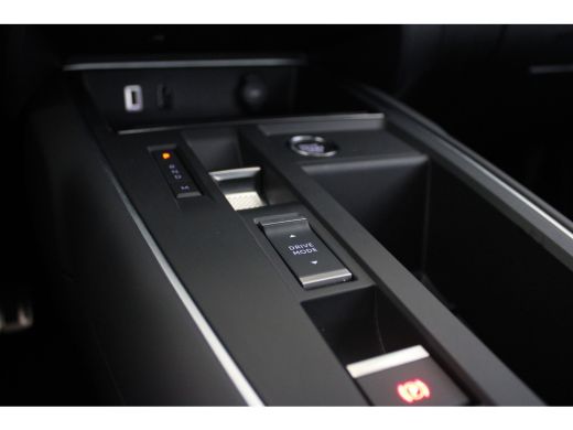 Citroën C5 Aircross 1.2 136-PK e-DCS6 Hybrid ë-Series AUTOMAAT | | NAVIGATIE | ELEKTRISCHE STOEL | VERWARMBARE STOELE... ActivLease financial lease
