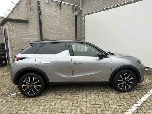 DS DS 3 1.2 PureTech Performance Line Automaat | Achteruitrijcamera | Airco (automatisch) | Apple Carplay... ActivLease financial lease