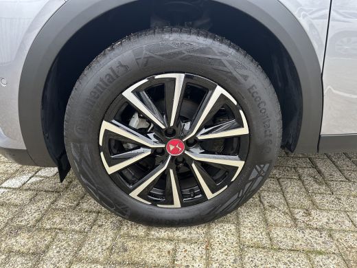 DS DS 3 1.2 PureTech Performance Line Automaat | Achteruitrijcamera | Airco (automatisch) | Apple Carplay... ActivLease financial lease