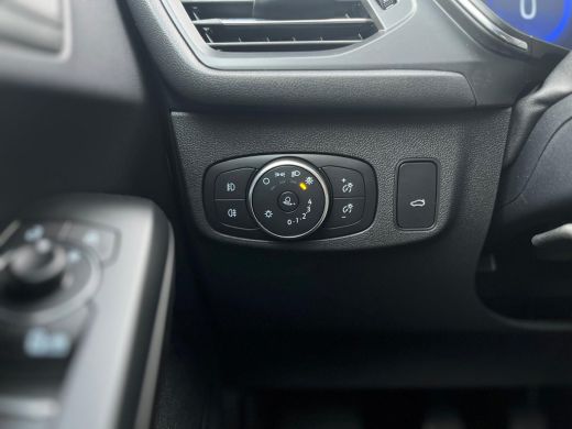 Ford Focus 1.0 EcoBoost Titanium X Business NL AUTO | TREKHAAK | CAMERA | PANO | ActivLease financial lease