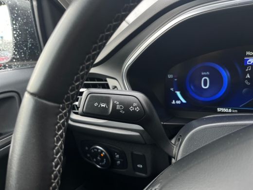 Ford Focus 1.0 EcoBoost Titanium X Business NL AUTO | TREKHAAK | CAMERA | PANO | ActivLease financial lease