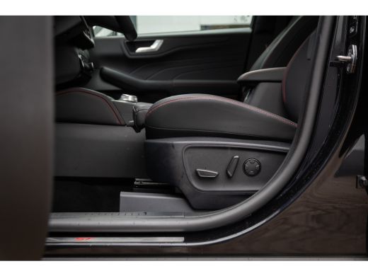 Ford Kuga 2.5 PHEV ST-Line X | Elektrisch panorama-dak | Elektrisch verstelbare stoel met geheugen | Winter... ActivLease financial lease