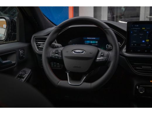 Ford Kuga 2.5 PHEV ST-Line X | Elektrisch panorama-dak | Elektrisch verstelbare stoel met geheugen | Winter... ActivLease financial lease