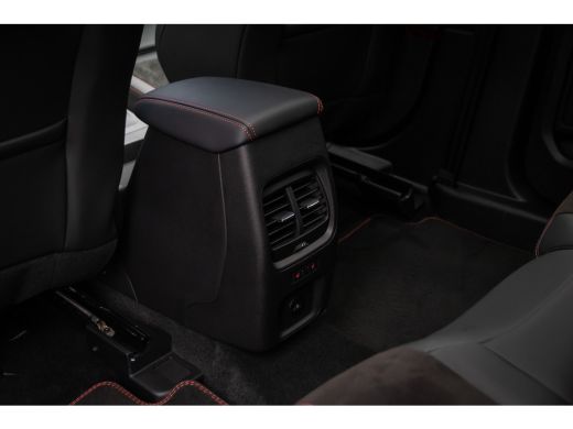 Ford Kuga 2.5 PHEV ST-Line X | Elektrisch panorama-dak | Elektrisch verstelbare stoel met geheugen | Winter... ActivLease financial lease