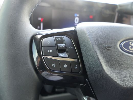 Ford Transit Custom 300 2.0 TDCI L2H1 150 pk Limited MANUAL ActivLease financial lease