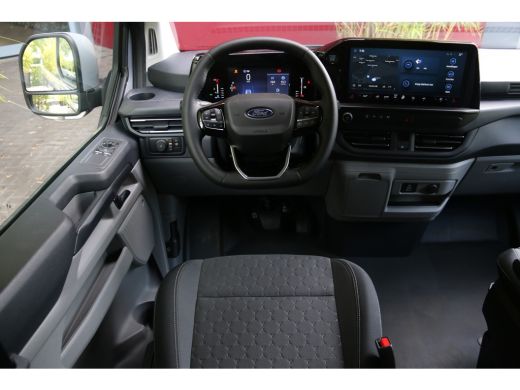 Ford Transit Custom 320 2.0 TDCI L2H1 Broekhuis Black Edition dubbele cabine Automaat 19" Lichtmetalen velgen | Spoil... ActivLease financial lease