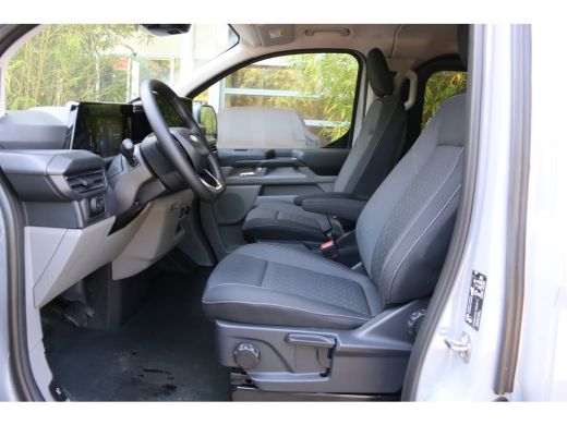 Ford Transit Custom 320 2.0 TDCI L2H1 Broekhuis Black Edition dubbele cabine Automaat 19" Lichtmetalen velgen | Spoil... ActivLease financial lease