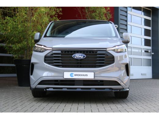 Ford Transit Custom 320 2.0 TDCI L2H1 Broekhuis Black Edition dubbele cabine Automaat 19" Lichtmetalen velgen | Spoil... ActivLease financial lease