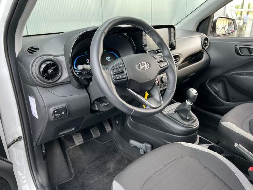 Hyundai i10 1.0 66pk Comfort (facelift) | LED | Airco | Carplay | Navigatie | Bluetooth | Cruisecontrol | 1e ... ActivLease financial lease
