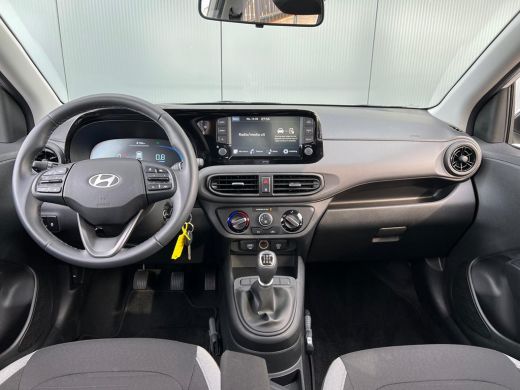 Hyundai i10 1.0 66pk Comfort (facelift) | LED | Airco | Carplay | Navigatie | Bluetooth | Cruisecontrol | 1e ... ActivLease financial lease