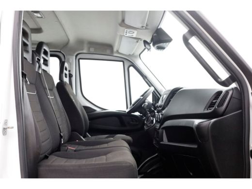 Iveco Daily 35C14 136pk E6 Open Laadbak D.C. Trekhaak 3500kg 05-2023 ActivLease financial lease