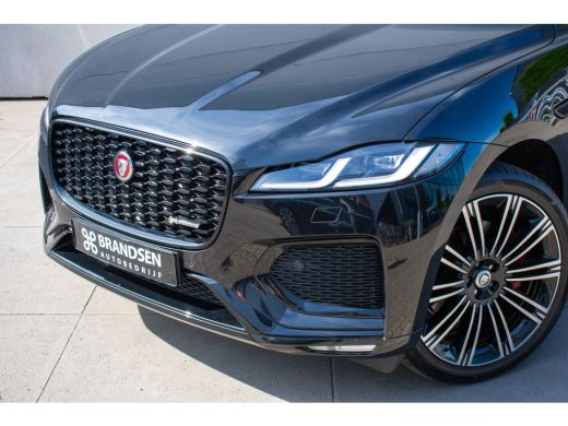 Jaguar F-PACE 2.0 P400e PHEV R-Dynamic Black Pano-ACC-Meridian-Trekhaak-22'' ActivLease financial lease