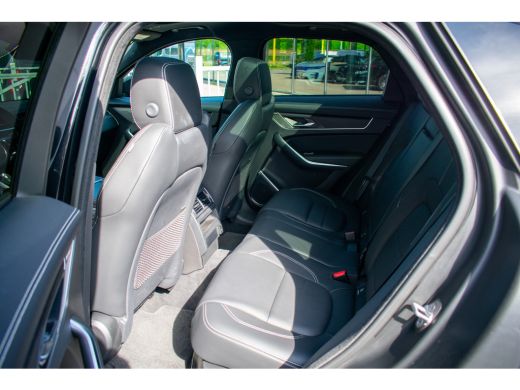 Jaguar F-PACE 2.0 P400e PHEV R-Dynamic Black Pano-ACC-Meridian-Trekhaak-22'' ActivLease financial lease