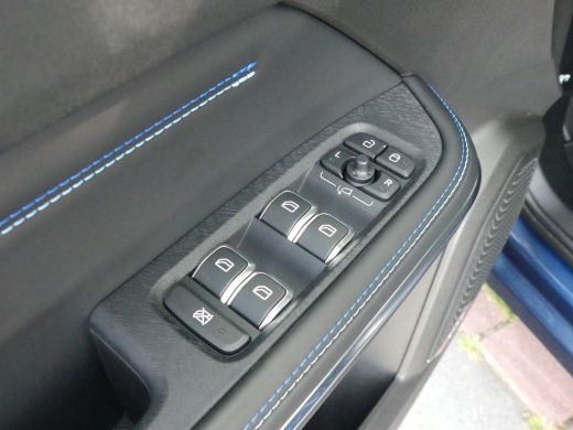 Lynk & Co 01 1.5 PHEV 261PK | PANORAMADAK | CAMERA | ADAPTIVE CRUISE | 20'' LMV | ActivLease financial lease