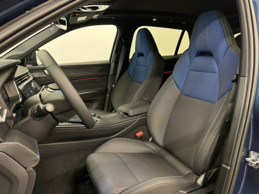 Lynk & Co 01 1.5 | Achterbank in delen neerklapbaar | Airco (automatisch) | Apple Carplay/Android Auto|telefoo... ActivLease financial lease