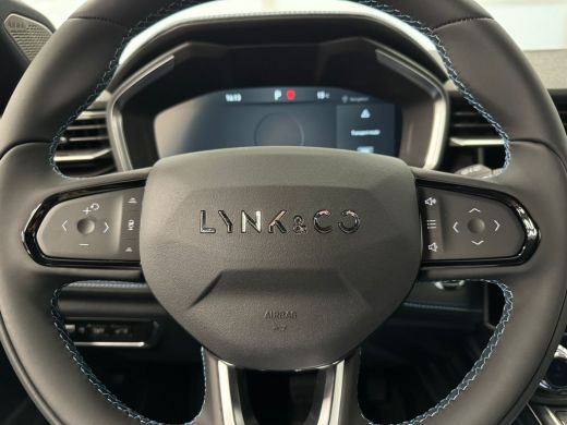 Lynk & Co 01 1.5 | Achterbank in delen neerklapbaar | Airco (automatisch) | Apple Carplay/Android Auto|telefoo... ActivLease financial lease