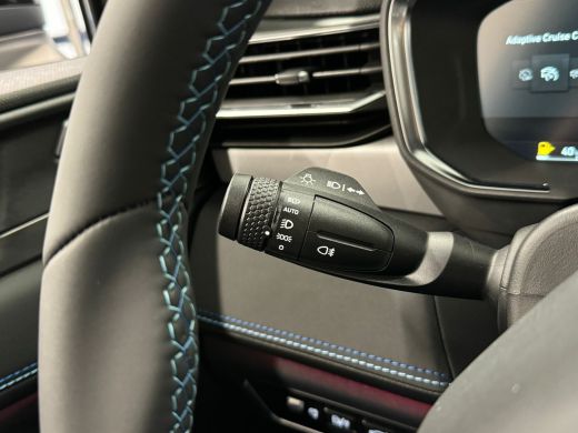 Lynk & Co 01 1.5 | Achterbank in delen neerklapbaar | Airco (automatisch) | Apple Carplay/Android Auto|telefoo... ActivLease financial lease