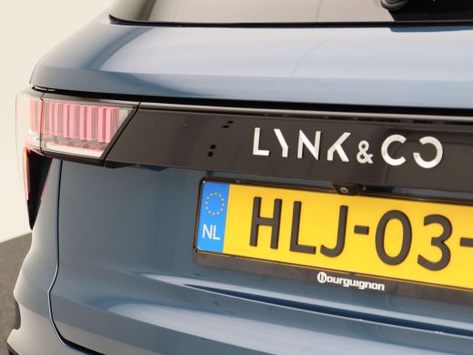 Lynk & Co 01 1.5 Phev 262 Pk Automaat | Full LED | Panoramadak | 360 Camera | 20 Inch | Stoelverwarming | 16.6... ActivLease financial lease