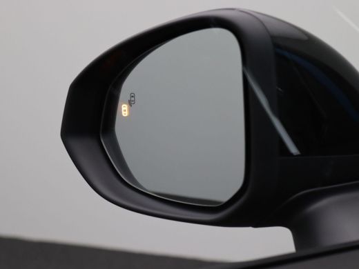 Lynk & Co 01 Plug-in Hybride 261PK AUT trekhaak, panoramadak, zwarte hemel, 360 gr. camera, stuur/stoelverwarm... ActivLease financial lease