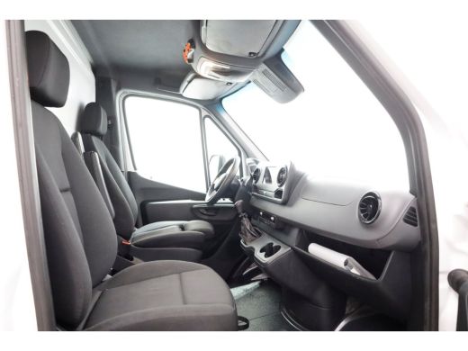 Mercedes-Benz Sprinter 314 CDI 143pk E6 Bakwagen met laadklep en zijdeur L440 955kg Laadverm. 07-2019 ActivLease financial lease