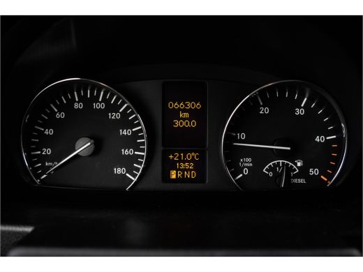 Mercedes-Benz Sprinter 314 CDI | Bakwagen met laadklep | Automaat | 3.5T Trekgewicht | Airco | Cruise | Euro 6 ActivLease financial lease