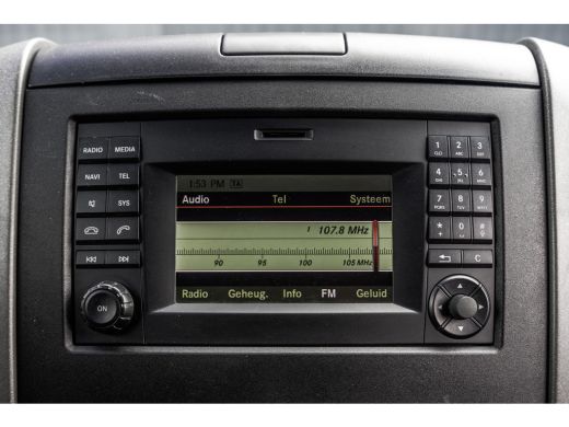 Mercedes-Benz Sprinter 314 CDI | Bakwagen met laadklep | Automaat | 3.5T Trekgewicht | Airco | Cruise | Euro 6 ActivLease financial lease