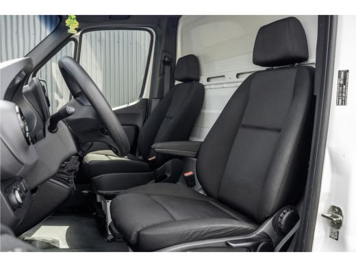 Mercedes-Benz Sprinter 314 CDI | Bakwagen met laadklep | Mbux | Camera | CarPlay | Climate | Euro 6 ActivLease financial lease