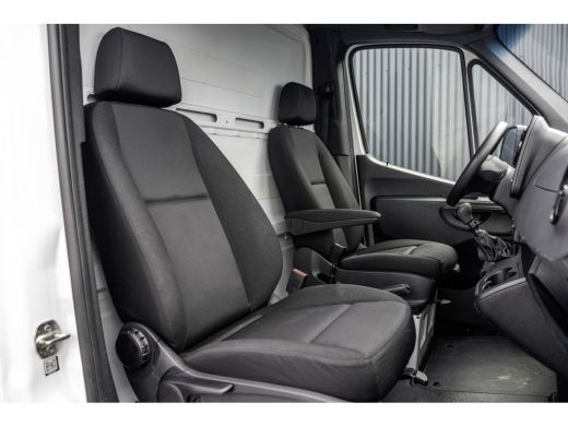 Mercedes-Benz Sprinter 314 CDI | Bakwagen met laadklep | Mbux | Camera | CarPlay | Climate | Euro 6 ActivLease financial lease