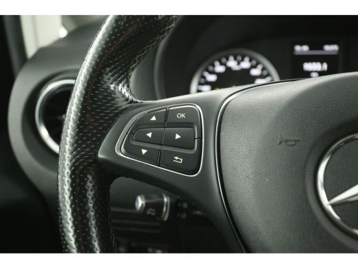 Mercedes-Benz Vito 114 CDI Lang Automaat Camera Airco Cruise Carplay Trekhaak 18"LMV Navigatie 3 Persoons ActivLease financial lease