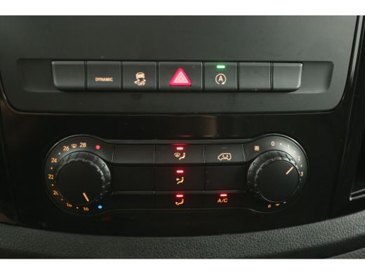 Mercedes-Benz Vito 114 CDI Lang Automaat Camera Airco Cruise Carplay Trekhaak 18"LMV Navigatie 3 Persoons ActivLease financial lease