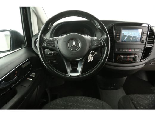 Mercedes-Benz Vito 114 CDI Lang Automaat Camera Airco Cruise Carplay Trekhaak 18"LMV Navigatie 3 Persoons ActivLease financial lease