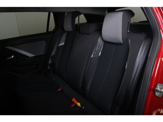 Opel Astra Sports Tourer 1.2 Level 2 110pk | Multi media Navi | Parkeersensoren V+A | Cruise control | Clima... ActivLease financial lease