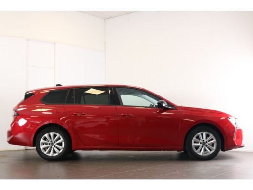 Opel Astra Sports Tourer 1.2 Level 2 110pk | Multi media Navi | Parkeersensoren V+A | Cruise control | Clima... ActivLease financial lease
