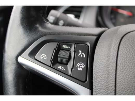 Opel Cascada 1.4 TURBO 140PK INNOVATION+ / NAVI / LEDER / CLIMA / LED / AGR / PDC / 19" LMV / CAMERA / / NAVI ... ActivLease financial lease