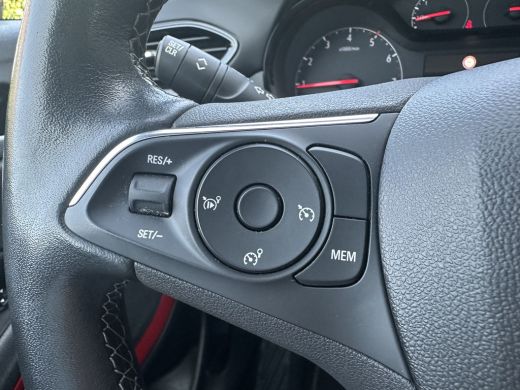Opel Crossland 1.2 110PK Turbo GS Line | AGR-COMFORTSTOEL| NAVIGATIE| CLIMATE CONTROL| CRUISE CONTROL| DAB| ActivLease financial lease