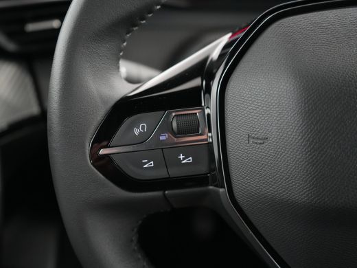 Peugeot 2008 1.2 PureTech Active Pack | Airco (automatisch) | Armsteun voor | Cruise control ActivLease financial lease