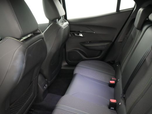 Peugeot 2008 1.2 PureTech GT Automaat | Achteruitrijcamera | Airco (automatisch) | Apple Carplay/Android Auto|... ActivLease financial lease