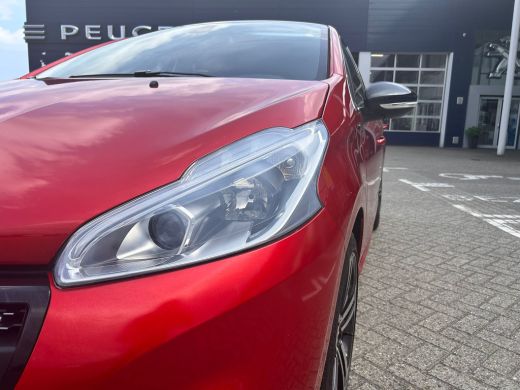 Peugeot 208 1.2 PureTech GT-Line ActivLease financial lease