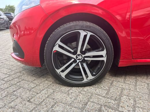 Peugeot 208 1.2 PureTech GT-Line ActivLease financial lease