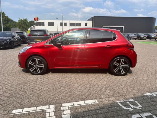 Peugeot 208 1.2 PureTech GT-Line ActivLease financial lease