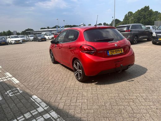 Peugeot 208 1.2 PureTech GT-Line ActivLease financial lease