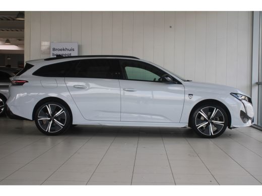 Peugeot 308 SW 1.2 Hybrid 136 e-DCS6 GT | 360 GRADEN CAMERA | NAVI | ELEKTRISCHE ACHTERKLEP | STUURVERWARMING... ActivLease financial lease