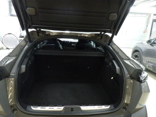 Peugeot 408 1.2 Hybrid 136 e-DCS6 GT Alcantara Bekleding | 19" Lichtmetaal | Draadloze Carplay | Camera | Nav... ActivLease financial lease