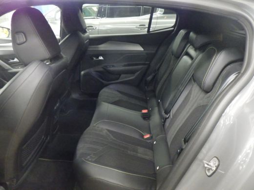 Peugeot 408 1.2 Hybrid 136 e-DCS6 GT Alcantara Bekleding | 19" Lichtmetaal | Draadloze Carplay | Camera | Nav... ActivLease financial lease