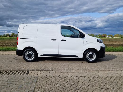 Peugeot Expert 1.5 BlueHDI L1 H1 - 120 Pk - Euro 6 - Airco - Cruise Control ActivLease financial lease