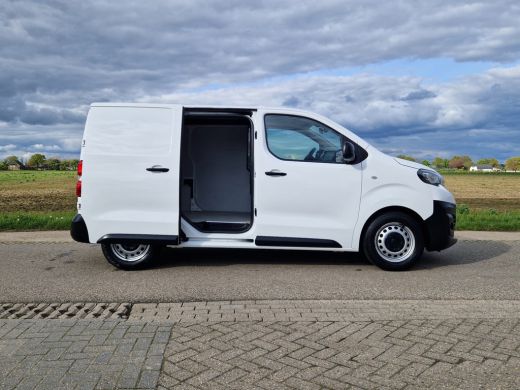 Peugeot Expert 1.5 BlueHDI L1 H1 - 120 Pk - Euro 6 - Airco - Cruise Control ActivLease financial lease
