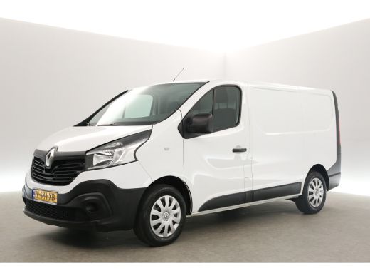 Renault Trafic 1.6 dCi T27 L1H1 Airco Cruise Navigatie 3 Persoons Parkeersensoren Elektrpakket ActivLease financial lease