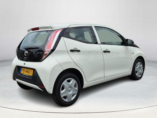 Toyota Aygo 1.0 VVT-i x-fun | 5 deurs | Airconditioning | Bluetooth | Dealer onderhouden | ActivLease financial lease